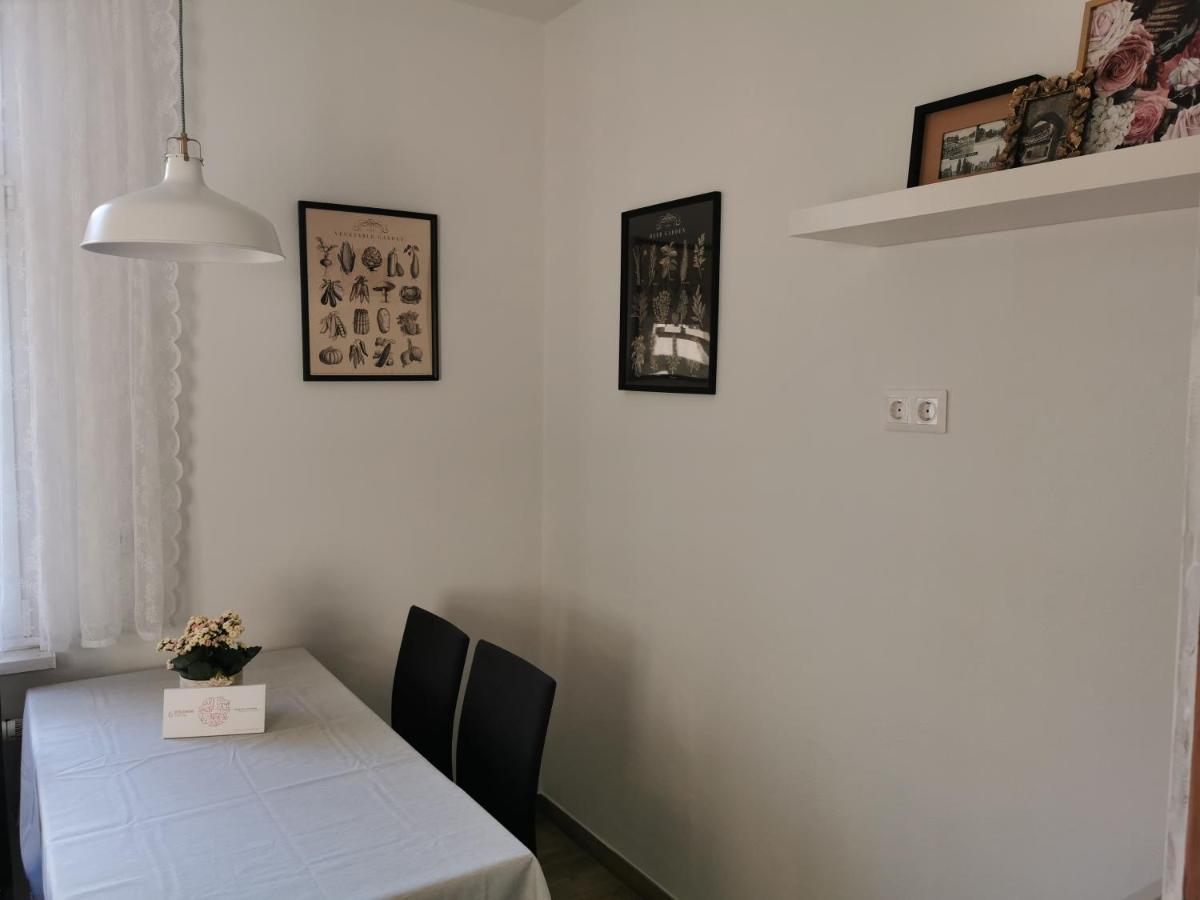 Luise Mit Separater Kueche Apartment
